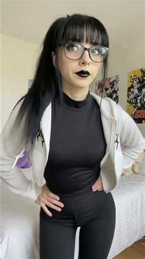 is this outfit actually a win? :3 🖤