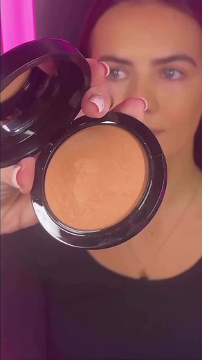 Destination = gorgeous! ✈️🥰 Enjoy on-the-go radiance with MAC’s ‘Give Me Sun’ Bronzing Powder! The perfect travel companion to sculpt and define for a ‘sunshine glow’ finish. 😍❤️ Travel tip: save space in your makeup bag and use this bronzer on the eyes too! Stop by our MAC counter next time you fly throughThe Loop Dublin & Cork airports. #MAC #MACcosmetics #Bronzer #Traveltip #Travelmakeup #GiveMeSun #loveAirportBeauty | Dublin and Cork Duty Free