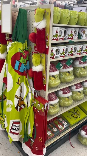 Grinch decor | Grinchy Vibes Only