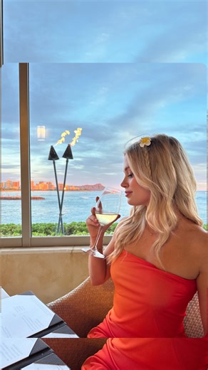 tracie.love on Instagram: "how much I spent moving to Hawaii for a travel nurse contract 🌺 I wasn’t too happy when I added everything up 🫣 #travelnurse #nurse #nurselife #nurses #hawaii #nurseinjector #nurseproblems #nursingschool #nursinglife #registerednurse #nursesofinstagram"