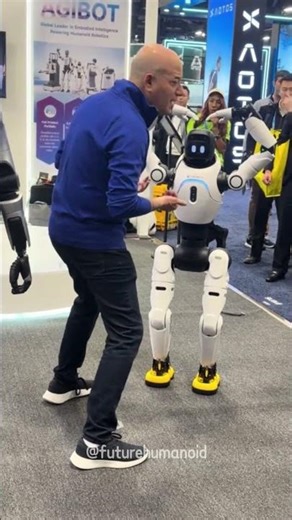 CES 2026: AGIBOT Robot’s Smooth On-Site Interaction