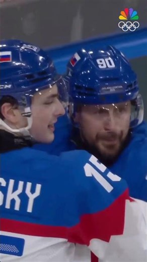 Team Slovakia holds on to defeat Team Italy 3–2 in ice hockey 🏒🇸🇰