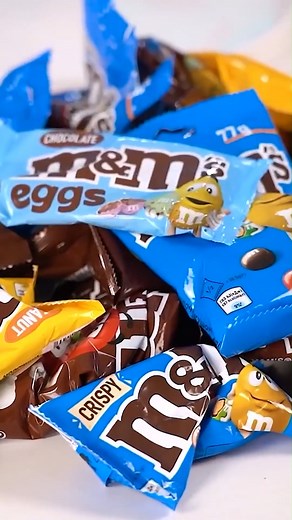 20K views · 221 reactions | تحدي الأطعمة الكبيرة ضد المتوسطة ضد الصغيرة | معركة شديدة مع الوجبات الخفيفة الصغيرة والعملاقة | Ratata Arabic | Facebook