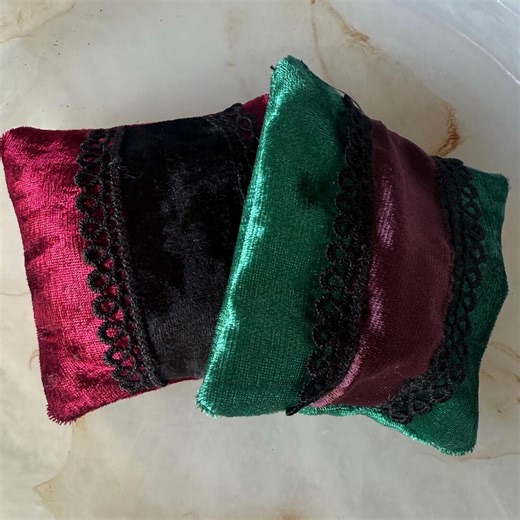 Gothic Velvet Lavender Sachets | Witchy Herbal Drawer Bags, Dark Cottagecore Aromatherapy - Etsy