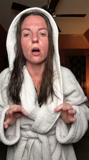 This is the softest bathrobe I've ever had and would make such a good Mother's Day gift!