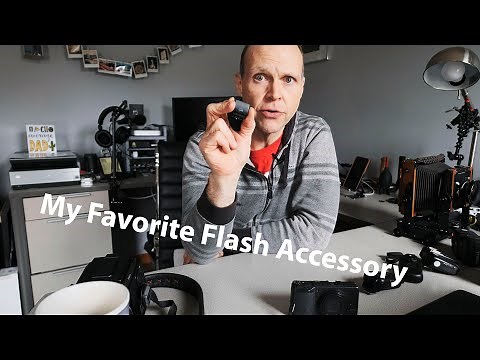 My Favorite Flash Accessory // JCC STANDARD HOTSHOE ADAPTER