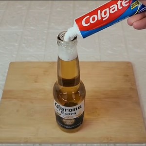 Pour toothpaste into beer and watch something incredible happen!!! | LＥＡＲＳ GOOD TIPS