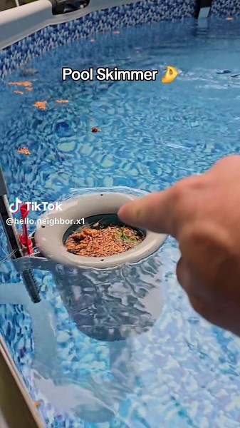 Clamp On Pool Skimmer for Easy Pool Maintenance