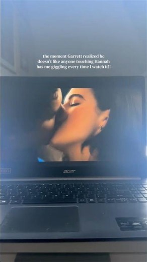 that split-second where he realizes hannah is off-limits to the world?? obsessed🤭