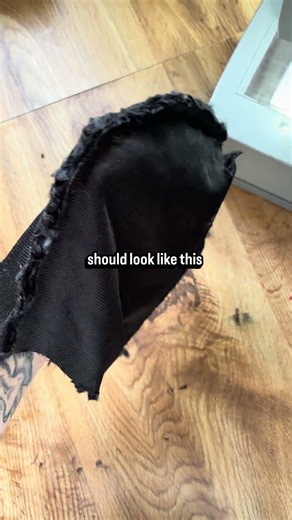 30/365 - Beanie Tutorial / Black Fur #diy #sewing #tutorial #pov #sewingforbeginners