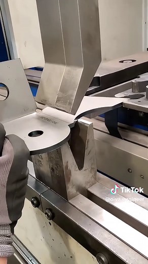 Mastering Sheet Metal Bending with Press Brakes