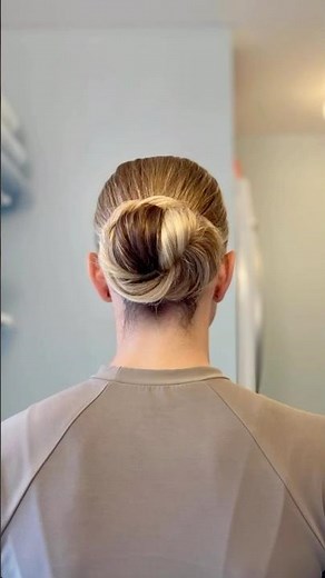 One minute military bun tutorial
