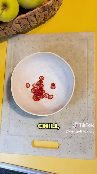 Zubereitung von gebratenen Fleischwanzen aus Gothic