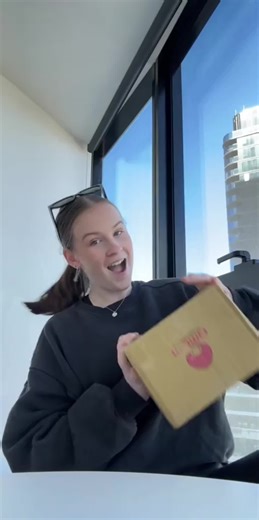 AlfredCam Plus: Unboxing and Setup for Pet Monitoring