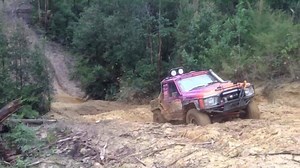 128K views · 594 shares | Turn your volume up for this one  Pitbull Tires making it easy in the clay!  Pre-order yours now on 0409 376 166 | Road Runner Offroad | Facebook