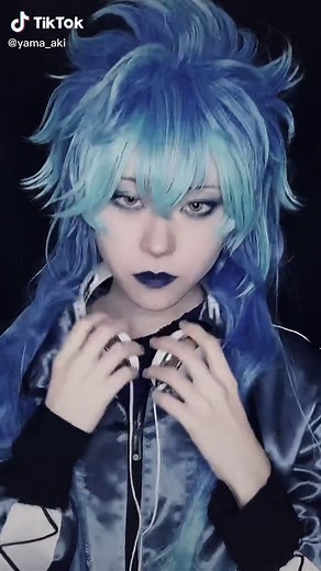 Twisted Wonderland Cosplay Showcase