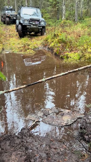 31 reactions | #suzuki #toyota #landcruiser #offroad #mudding #jeep #4x4 #hilux #toyotahilux | Anssi Parviainen | Facebook