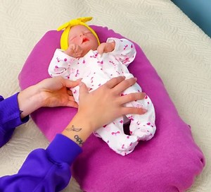 292K views · 750 reactions | Effective Baby Care Hacks | 3-Minute Hacks | Facebook