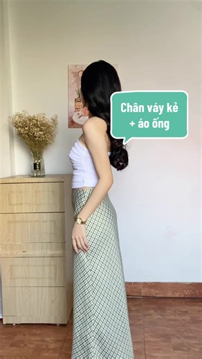 Chân Váy Kẻ Caro Mix Áo Ống Xinh Xắn
