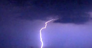 Six common myths about lightning