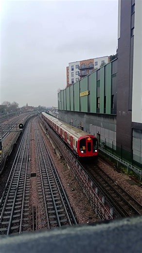 Metropolitan Line London Underground Train arriving at Harrow on the Hill 19/1/26