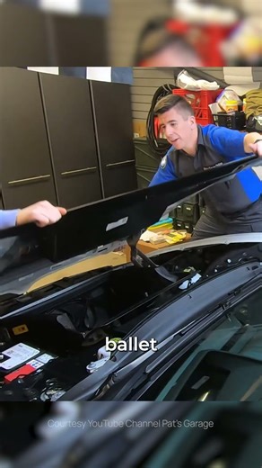 Be careful while opening your i8 front hood!