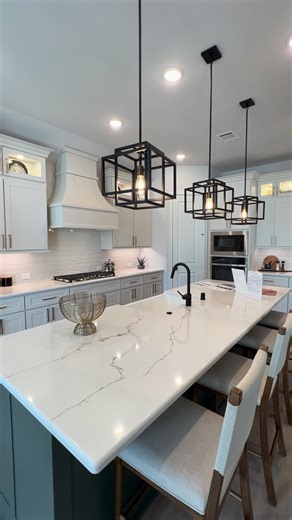 Sheryl Miller on Instagram: "POV: Your new home in 2026 😍 🏠 Model Specs @jpatrickhomes 5 beds | 4.5 baths | 3161 sqft *Base price, $583,990* ⭐️ Ready to start your Houston home search!? Send me a quick text, and let’s get in touch and get started! 📲 832-491-2198 #houstonrealtor #houstonrealestate #houston #newconstruction #moving"