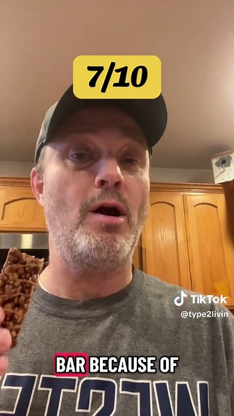 Review of the Fiber One Protein Bar that is low carb and high fiber. #type2diabetes #proteinbar #fiber #bloodsugar