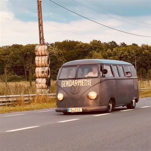 1.5M views · 43K reactions | Good Morning Split Bus Fans #splitbusfarm | Skinner Classics - VW Restorations & Repair | Facebook
