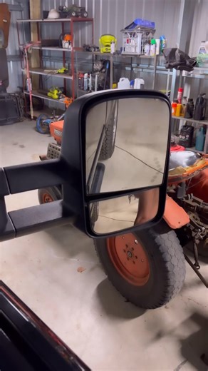 Sticky or faulty window switches usually just need a good clean, especially in older trucks or cars. Sometimes just a quick spray with contact cleaner is all it needs to get it working like new! #duramaxtrucks #carhacks #mechanicwork | theogcfu