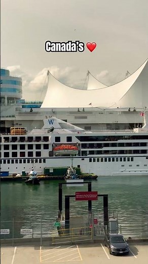 Canada’s most beautiful spot? Vancouver 🇨🇦 #vancouver #canadaplace #travel