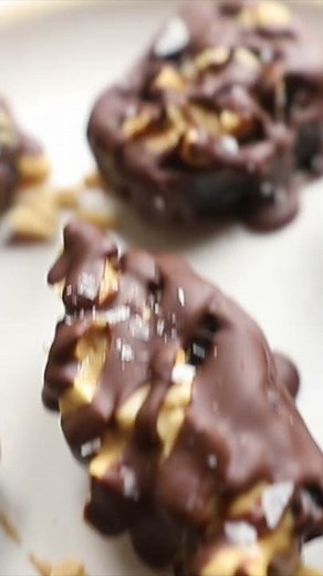 Snickers Stuffed Dates