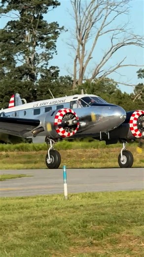 75K views · 2.6K reactions | Beautiful Twin Beech 18 lifts off into the Sunset! Twin radial engine music! Always loved the look and sound of the Beech 18/C-45s. Classic all around #beautiful #classic #beech #sound #radial #wwii #history #shine #aviationdaily | Ryan Tykosh Photography | Facebook