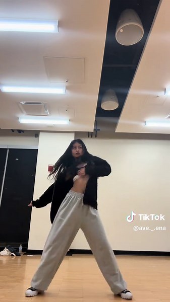 Moonstruck Dance Practice by ENHYPEN