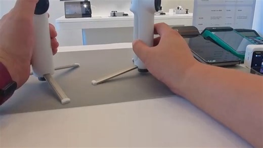 教你如何选择云台稳定器，Flow2与flow2pro有什么区别？#云台稳定器 #影石insta360 #郑东万象城