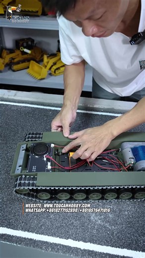 81K views · 1.9K reactions | Here is the unboxing of 1/16 scale 100% full-metal RC tank M1A2 Abrams! #RCmodel #RCworld #RClife #RClover #RCcommunity #RC #Tank #HengLong #Unboxing | Henglong rc tank service provider-toucanhobby | Facebook