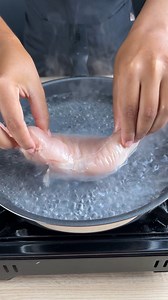 24K views · 147 reactions | Faites cuire le poulet comme ça la prochaine fois ! Vous allez adorer le résultat ! | Manuel de Recettes | Facebook