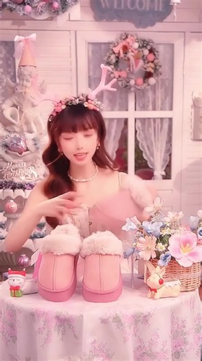 冬用 防寒 スノーブーツ レディース カップル向け ふっくら裏地 厚底 綿靴 滑り止め 身長アップ 室内外兼用 可愛いフワフワスリッパ