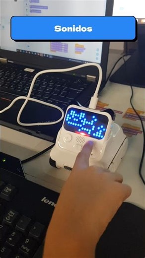 ¡Este robot “maúlla”! 🤯🐱 Codey Rocky sorprende a todos