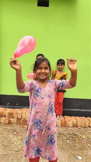 Outdoor Fun with Balloon Creations 🎈 | Amazing Balloon Tricks & Creative Ideas