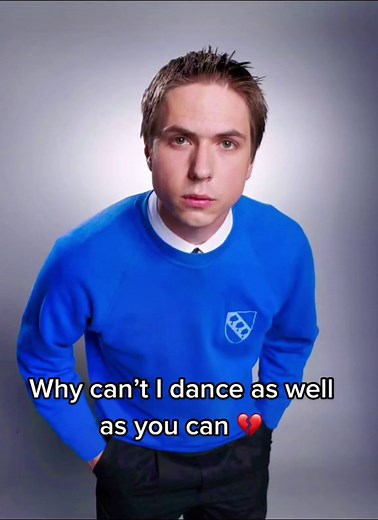 Mastering the Inbetweeners Dance: Simon's Moves Unveiled