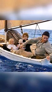 591K views · 2.5K reactions | @Top-Fans #communitysupport #funnymoments #Netflix #film #movie | Movie scenes | Facebook