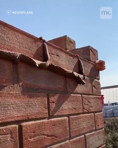 1.5M views · 171 reactions | Bricklaying is a skill few can claim. This bricklayer is a pro  Check out more trending stories on ITK: https://bit.ly/39pSMAR | In The Know | Facebook