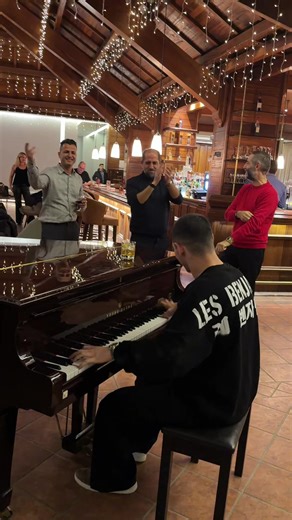 Enjoying Wael Kfoury's 'Layl W Ra3d' in Public