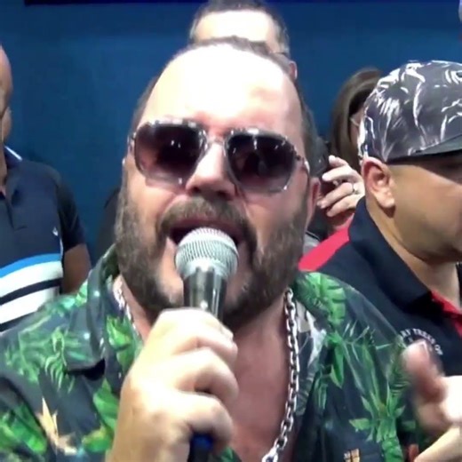 That Samba Circle Everyone Respects! (Live on Radio Mania)