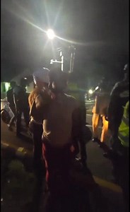 Caught live on Guyanese Critic || MAN Crashes into Accident Scene. Over 1200 online Eye Witnesses | Guyana News Update