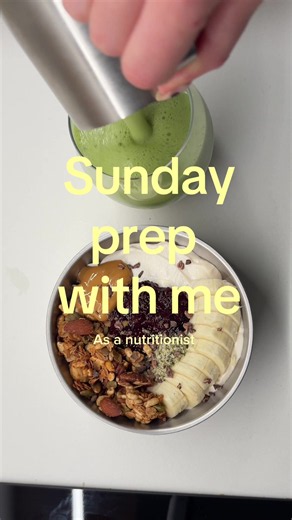 This week 🧚🏻‍♀️ - puffed rice & oat granola - mixed berry chia jam - pistachio date bars - edamame/pea dip #mealprep #vegan #whatieatinaday #plantbasedrecipes