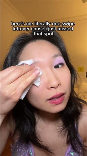 How to Remove Press-On Eyeshadow