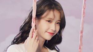 D-1, Spring with IU 뮤즈 아이유(@dlwlrma)와 함께한 2024 스프링 캠페인이 곧 공개됩니다. 새로운 해, 새로운 시즌에 대한 기대와 설렘을 느껴보세요 #JESTINA #IU #24SPRING | J.ESTINA