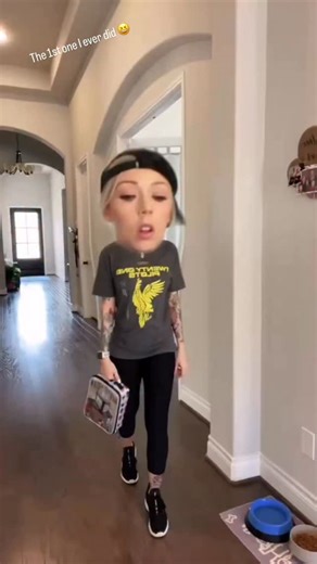 85K views · 1.6K reactions | Wish they still had the OG filter #the1moxie #sarcasticbutnice #reels #contentcreator #facebookreels #humor #funnies Cred to @jasonbankscomedy | The1Moxie | Facebook